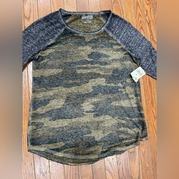 Lucky Brand Tops - Lucky Brand Camo Raglan Sleeve Blouse